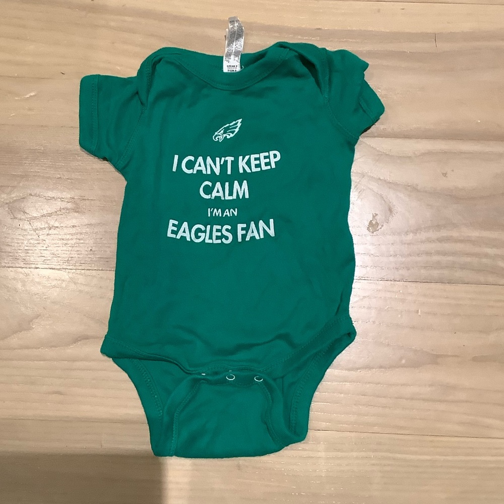 Philadelphia Eagles “I Can’t Keep a calm I’m an Eagles Fan” Bodysuit for Baby
